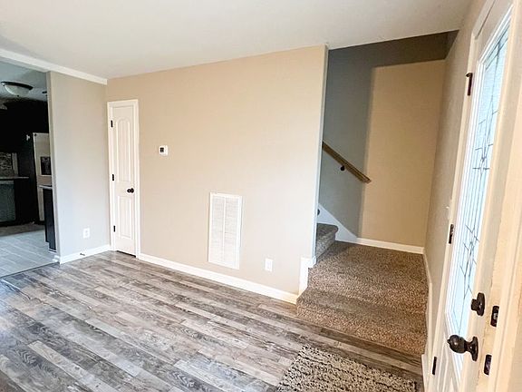 2nd image of 108 Woodtrace Ct