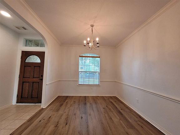 4th image of 12908 Southern Valley Dr