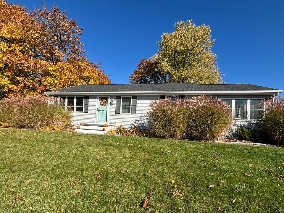 1st image of 29 Falmouth Dr