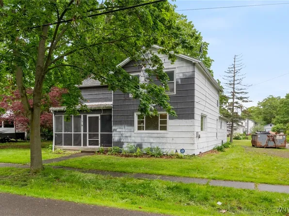 34 N Church St, Nunda, NY 14517