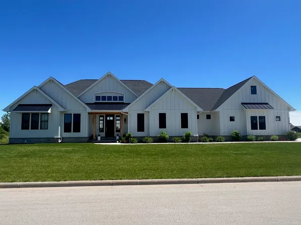 4298 N Bountiful Ln, Appleton, WI 54913
