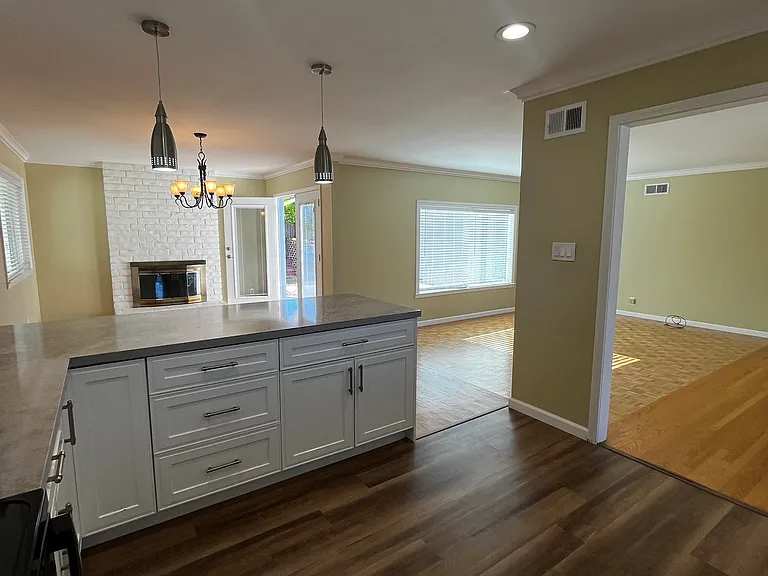 1014 Palisade Ct — Photo 1