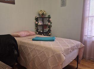 90 Thorne St FLOOR 2, Jersey City, NJ 07307