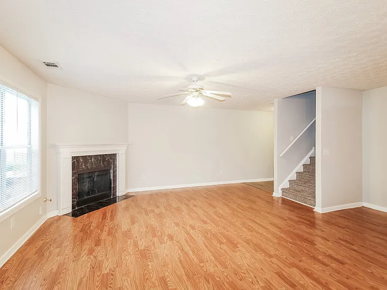 740 Shadow Lakes Dr — Photo 4