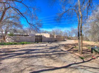 1113 Montoya St NW, Albuquerque, NM 87104