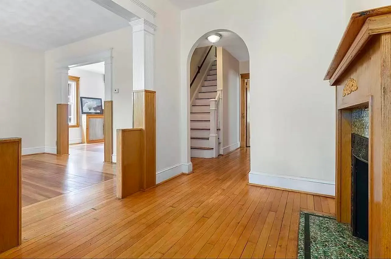 3 bed, 1.5 bath, 1790 sqft, $4,100 — Photo 1