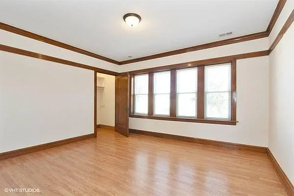 2 bed, $1,900 — Photo 4