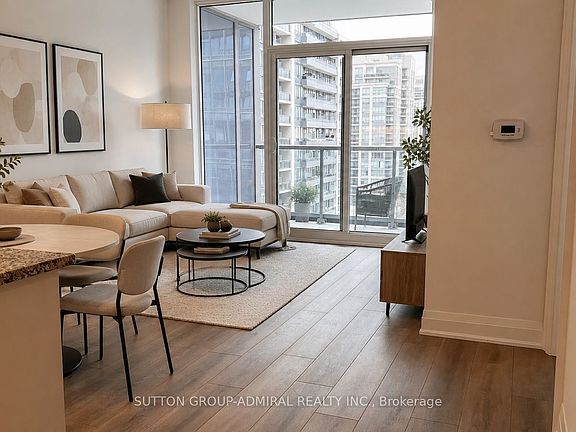 5th image of 10 Gatineau Dr #913