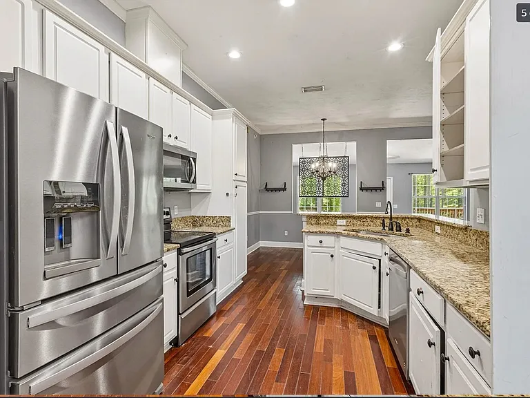 6335 Belgrand Dr #1-A — Photo 12