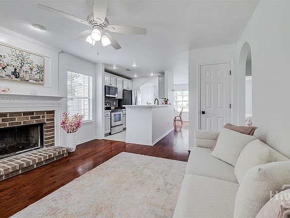5th image of 16 Fairgreen Street