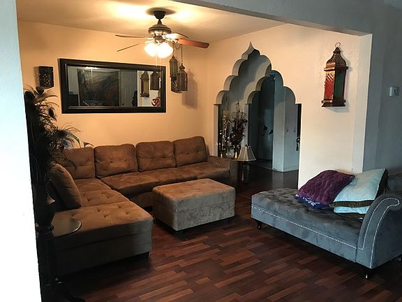 4th image of 805D S Salinas Blvd