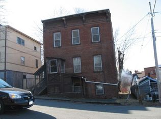 28 Richmond St, Troy, NY 12180