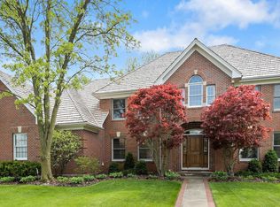 1303 Brandywine Rd, Libertyville, IL 60048