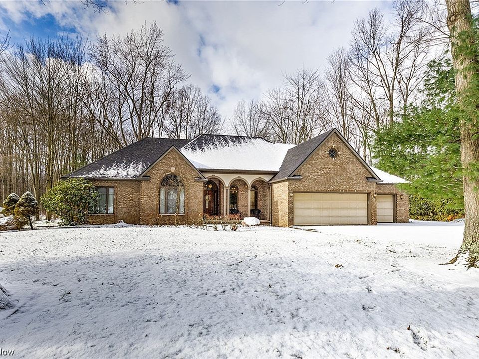 1st image of 330 Centennial Dr