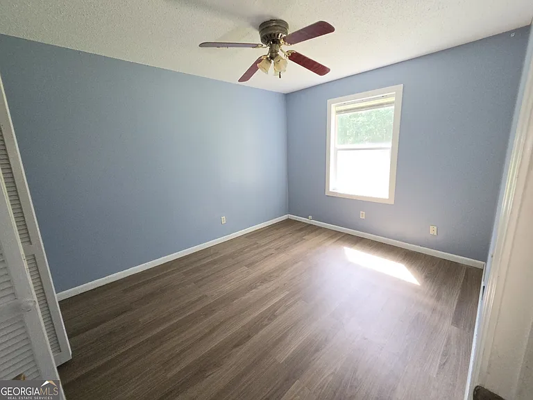 504 Martha Dr — Photo 25