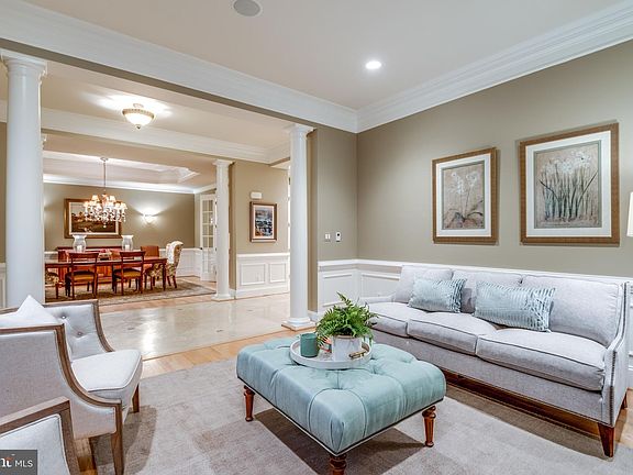 5th image of 10917 Belgravia Ct