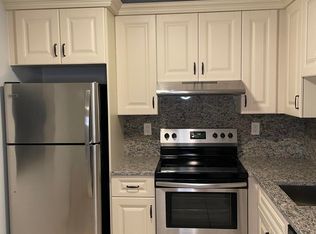 9440 SW 8th St APT 217, Boca Raton, FL 33428