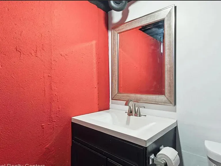 1715 Fern Ct — Photo 25