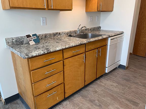 5th image of 816-820 24th Ave S #5