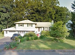 158 Reynolds Dr, Meriden, CT 06450