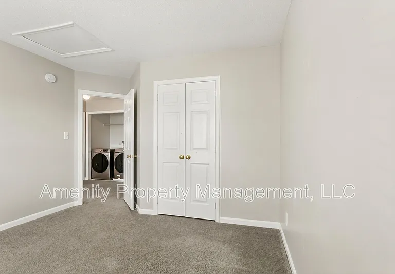 321 Warwick Landing Pkwy — Photo 16