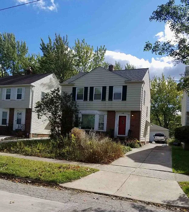 4478 Groveland Rd photo 1