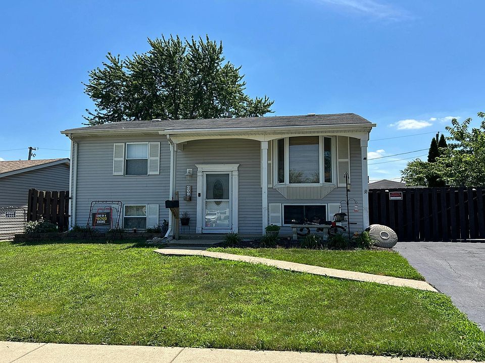 1st image of 209 Karen Ave