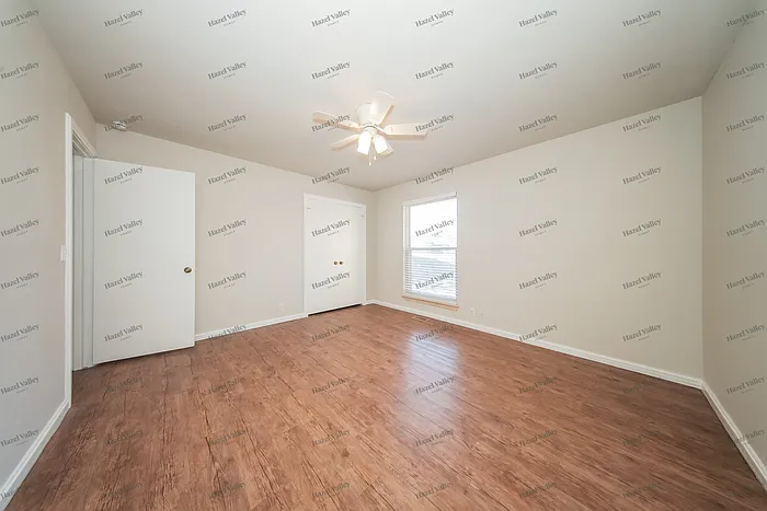 2208 Brookhaven Ct — Photo 10