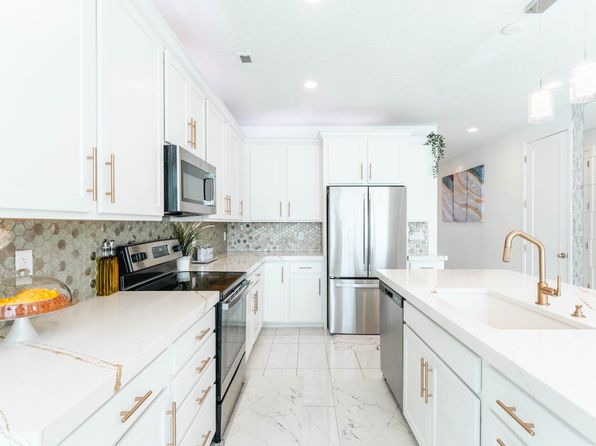 431 W Palomino Way