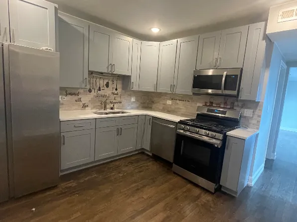 12 E 112th St Unit 2, Chicago, IL 60628