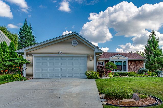 1st image of 855 Longford Dr