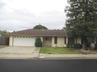 3155 Stanford Ave, Clovis, CA
