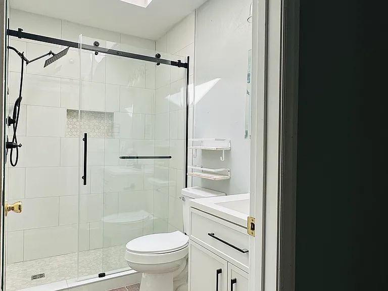 4826 Golfview Dr NE — Photo 29