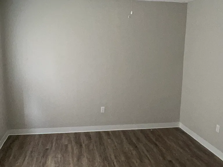 208 W Jefferson St #4 — Photo 2