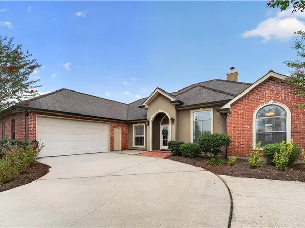115 Ginger Ct, Belle Chasse, LA 70037