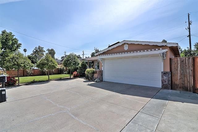 1st image of 3877 Ezie St