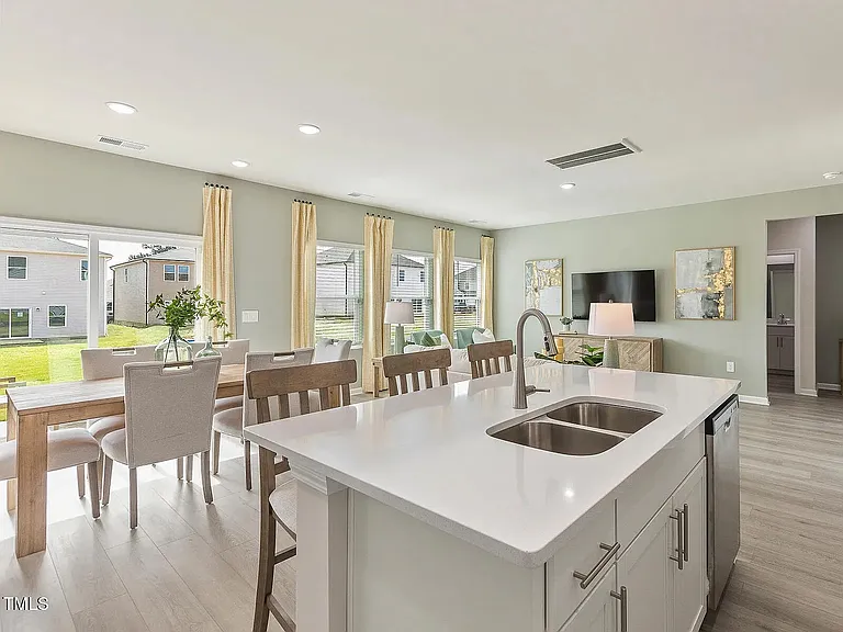 676 White Birch Ln — Photo 20