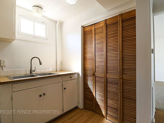 4th image of 1825 11th Ave #1825.5