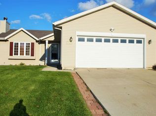 1107 Tara Dr, Sun Prairie, WI 53590