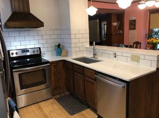 128 7th Ave, Baraboo, WI 53913