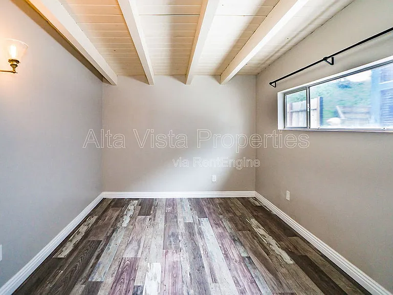 2127 Burgener Blvd — Photo 24