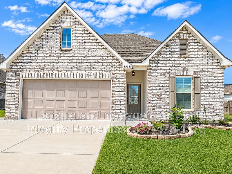 1st image of 39083 Harrier St