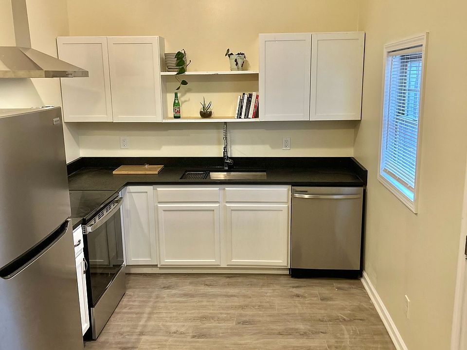 1st image of 331 N 26th St #2