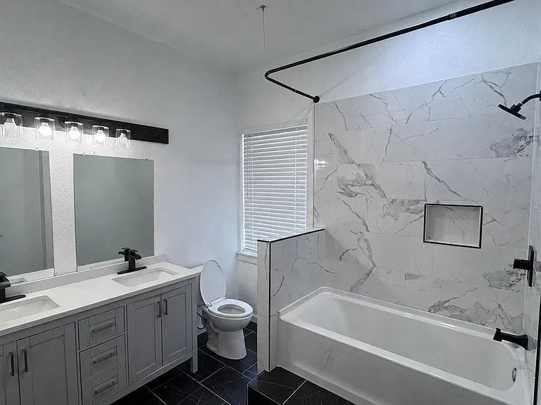 204 Church St #2 — Photo 12