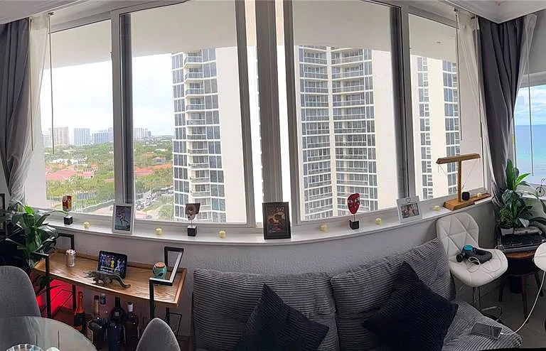 19201 Collins Ave #1126 — Photo 14