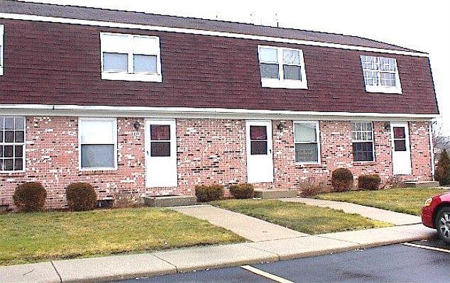 1st image of 430 Heritage Cir