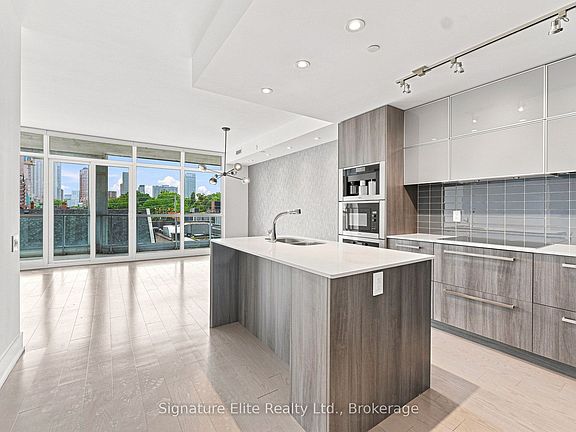 2nd image of 170 Avenue Rd #401