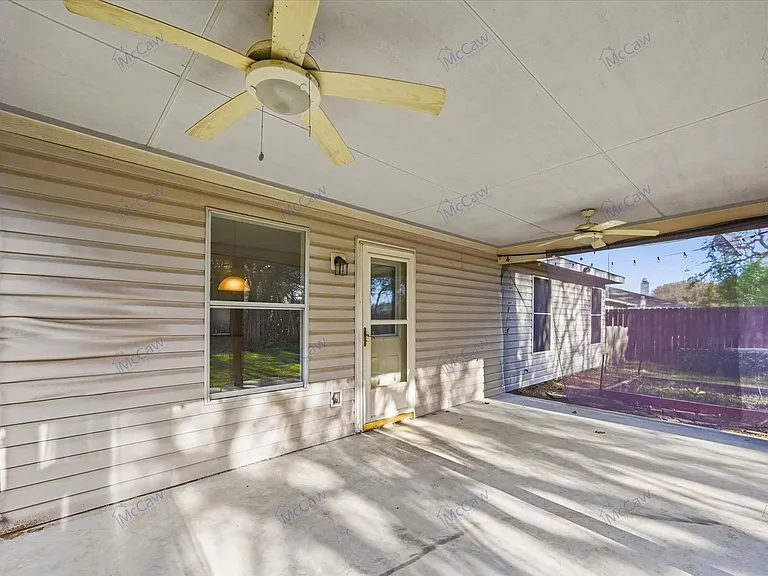 8401 Swan Park Dr — Photo 19
