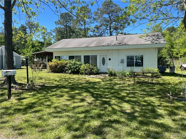 175 Riverview Ave, Water View, VA 23180