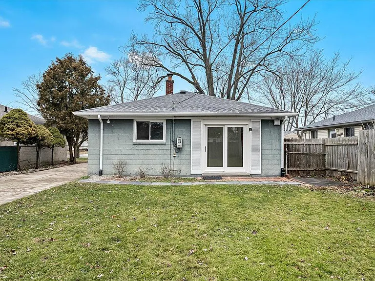 1694 Garfield St — Photo 15